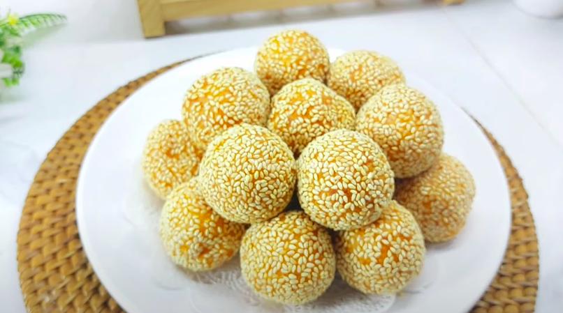 bola-bola labu kuning (YouTube.com/DAPUR NAJWA)