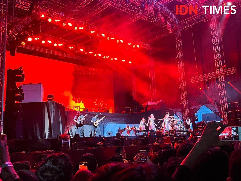 Penampilan BabyMetal di Nex Fest 2024 (IDN Times/Aditya Mustaqim)