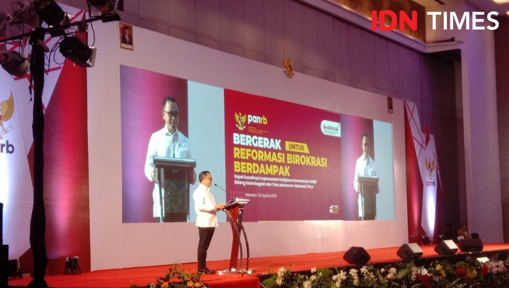 Menteri Pendayagunaan Aparatur Negara Reformasi Birokrasi (Menpan RB), Abdullah Azwar Anas, saat berada di Makassar, Senin (26/8/2024). IDN Times/Ashrawi Muin