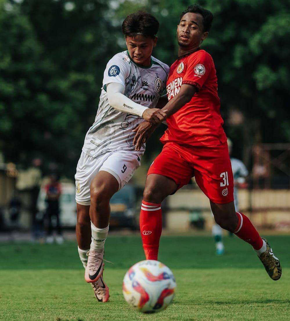PSS kalah dengan skor 1-0 saat melawan Semen Padang dilanjutan Liga 1 di Stadion Sekolah Tinggi Ilmu Kepolisian (STIK), Jakarta, Senin (26/8/2024). (Instagram/pssleman)