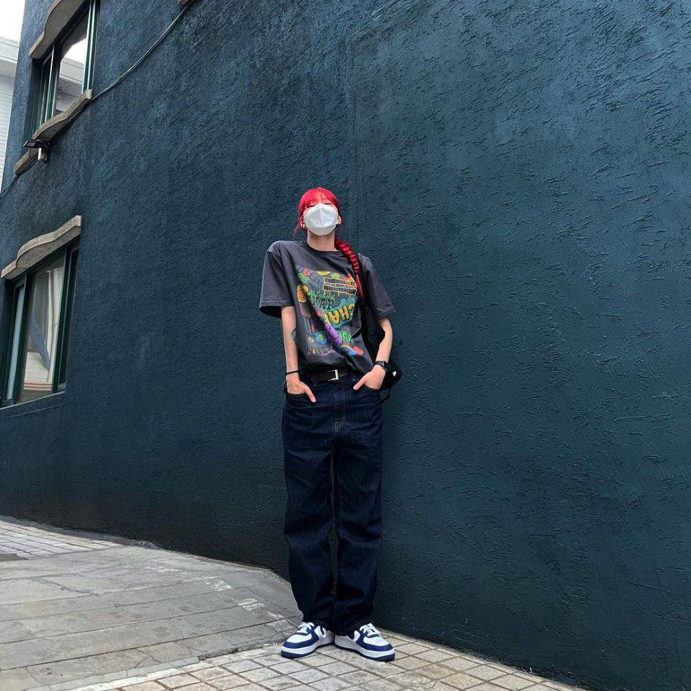 outfit street style ala Bada Lee (instagram.com/badalee__)