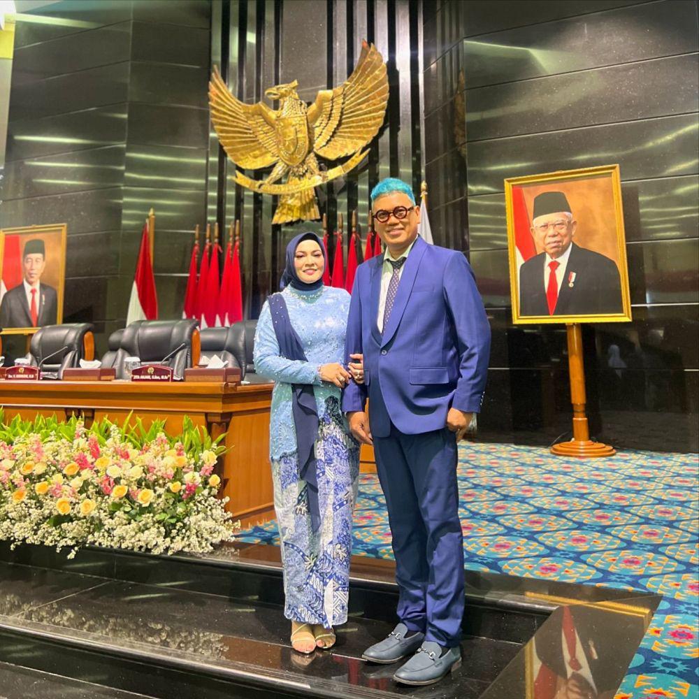 potret artis dilantik anggota DPRD DKI Jakarta (instagram.com/astridkuya)
