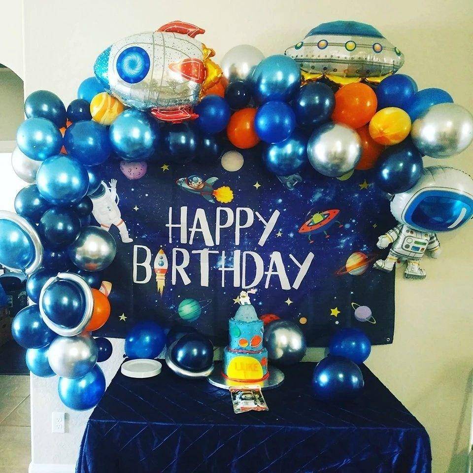Ilustrasi dekorasi ultah astronot (Shopee/Coupal.id)