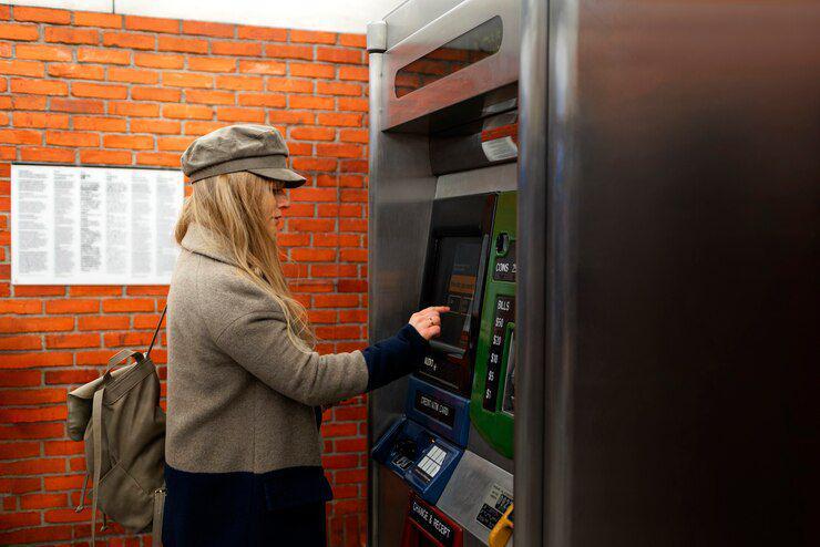 3 Tips Menjaga PIN Kartu ATM agar Rekening Bank Gak Kebobolan