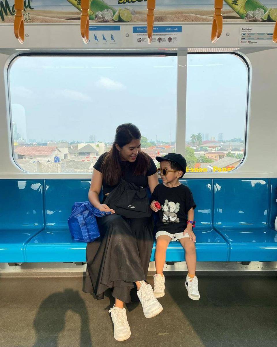 Inspirasi OOTD Nabila Yoestino, Keponakan Rano Karno (Instagram.com/nabilaystno)