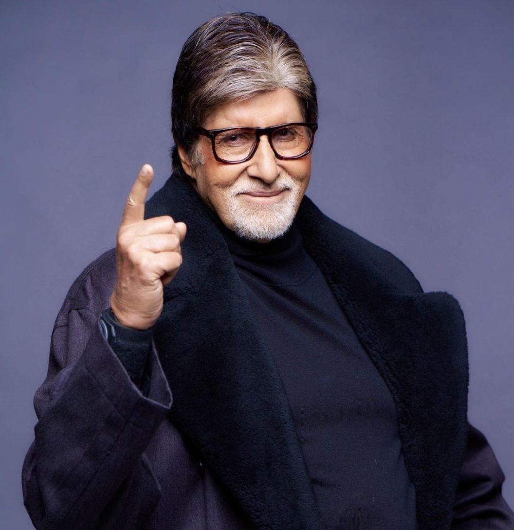 artis India yang pernah menjadi karyawan (instagram.com/amitabhbachchan)