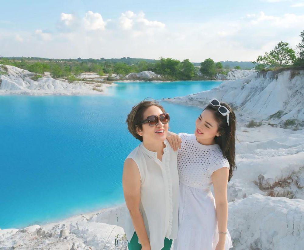 potret Natasha Wilona dan mama (instagram.com/natashawilona12)