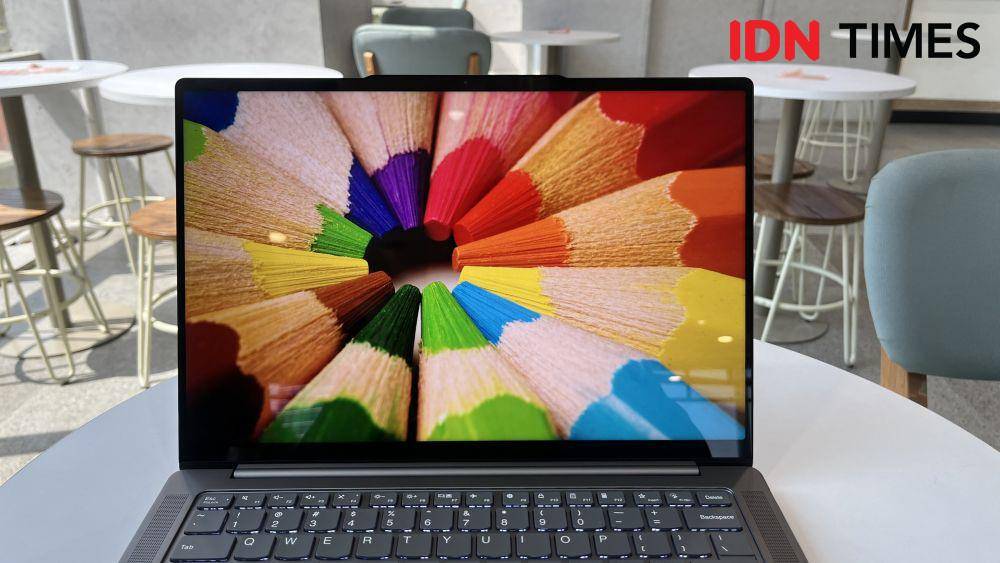 Warna yang tajam dan menakjubkan Lenovo Yoga Pro 7 (IDN Times/Ridho Fauzan)