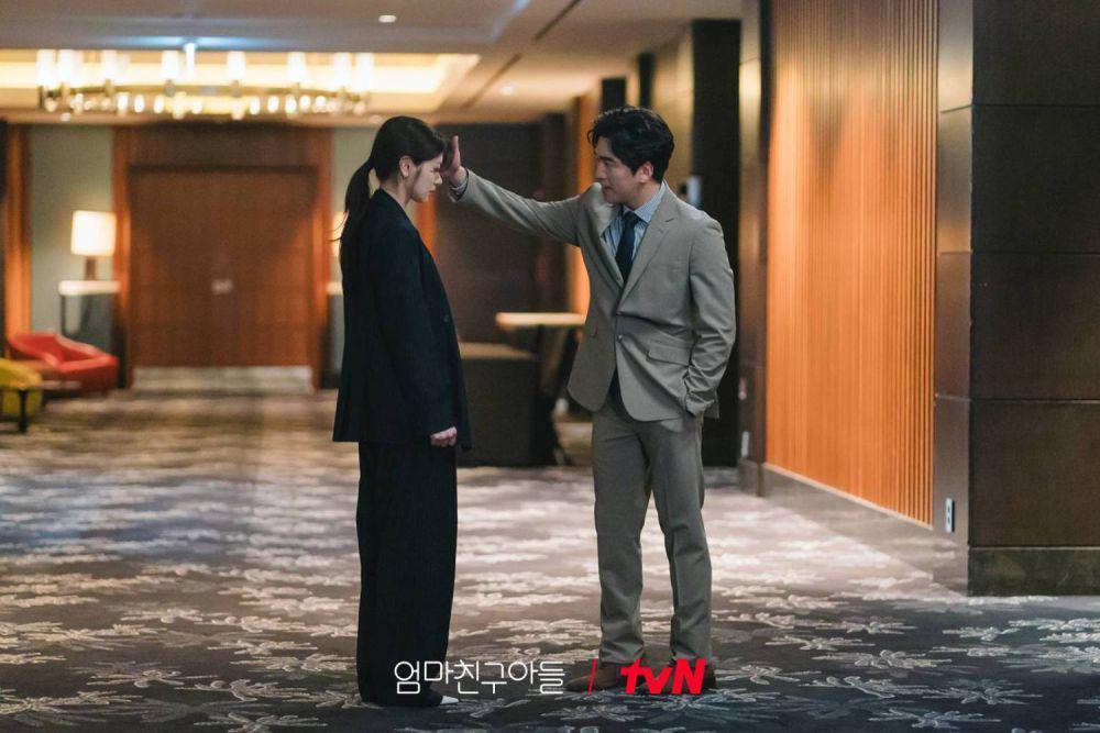 Still cut drama Love Next Door (dok.tvN Drama/Love Next Door)