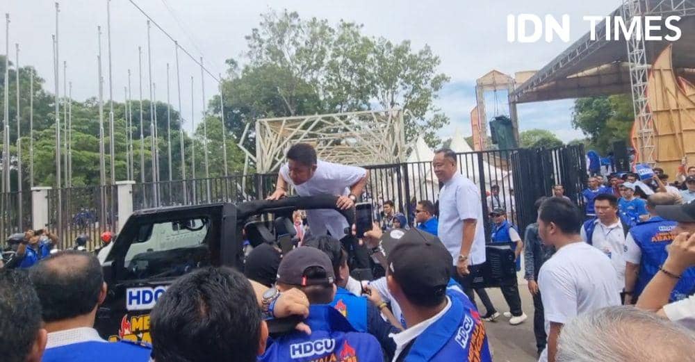 Deklarasi HDCU sebelum mendaftar ke kantor KPU Sumsel (IDN Times/Rangga Erfizal)
