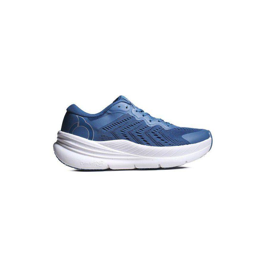 Sepatu running Ortuseight Hyperblast. (Tokopedia.com/Raysportindo)