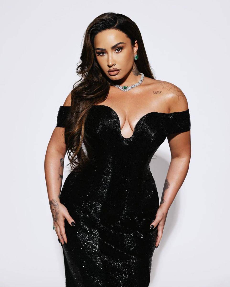 Demi Lovato (instagram.com/ddlovato)