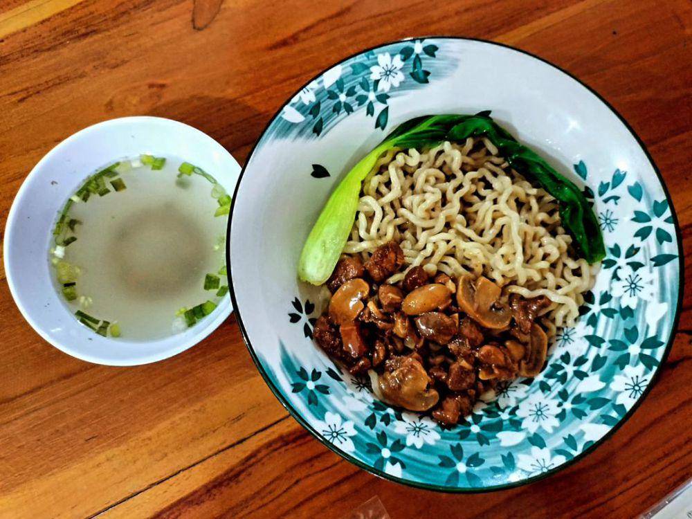 Mie ayam kopitiam shantui (Instagram.com/kopitiam_shantui)