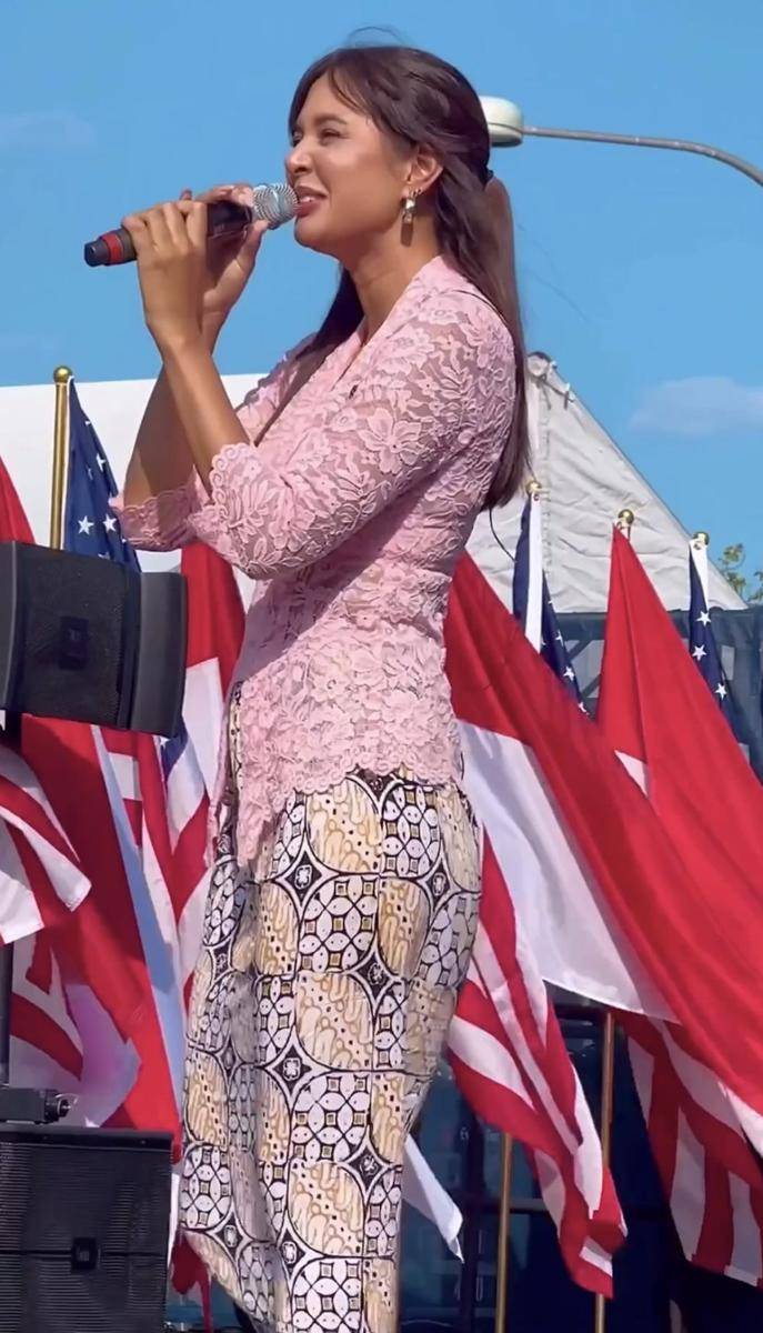 Aurelie Moeremans tampil nyanyi di Amerika Serikat (instagram.com/aurelie)