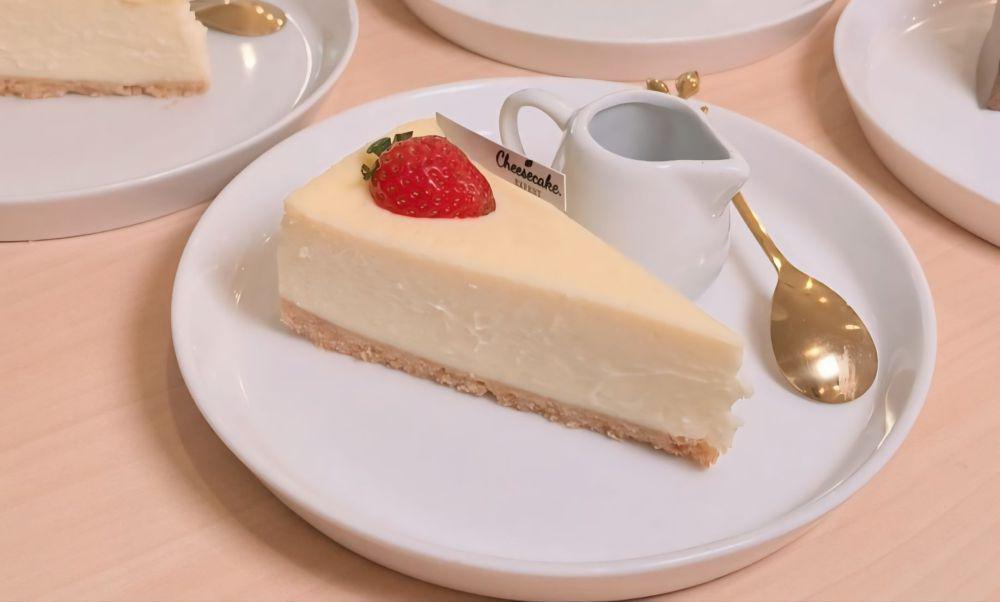 potret hidangan cheesecake di Cheesecake Expert (instagram.com/cheesecake.expert)