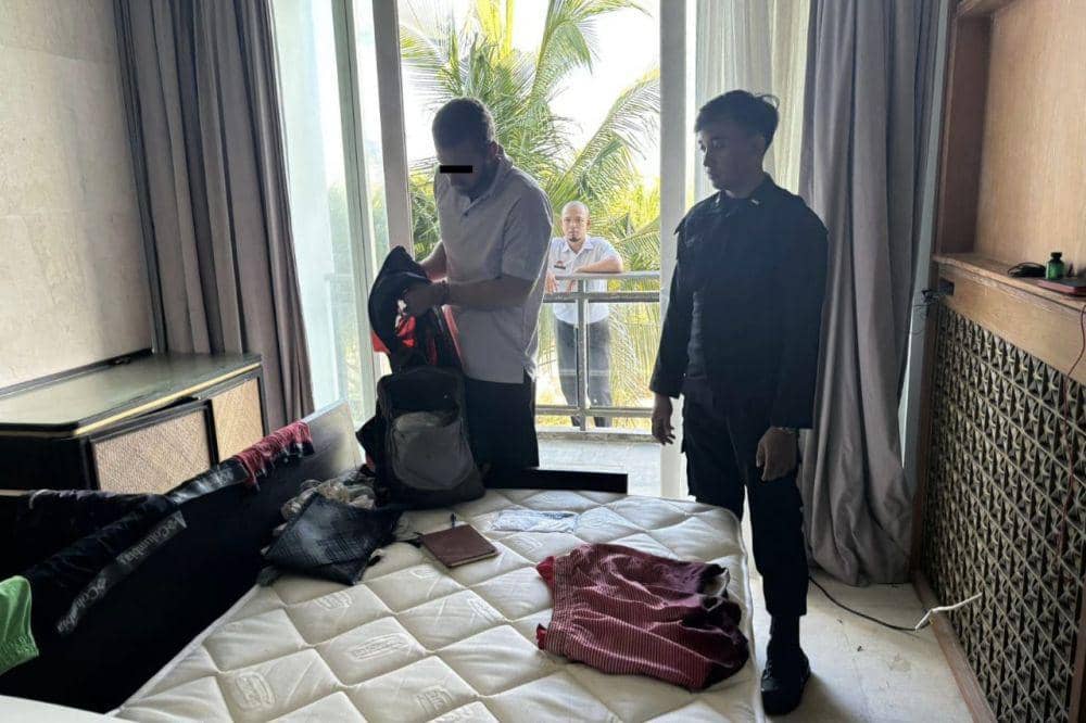 WNA Ukraina Kehabisan Uang Tinggal di Hotel Mangkrak di Kuta