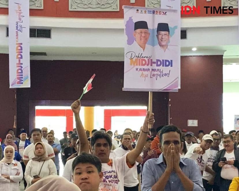 Dukungan dari warga hingga simpatisan Sutarmidji-Didi. (IDN Times/Teri).