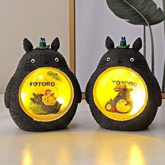 Ilustrasi dekorasi rumah tema Ghibli Totoro (Shopee/Radabab)