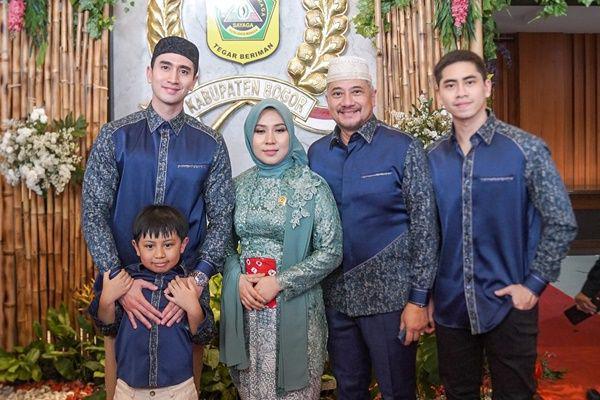 7 Momen Verrell Hadiri Pelantikan Ibu Tirinya Jadi Anggota DPRD