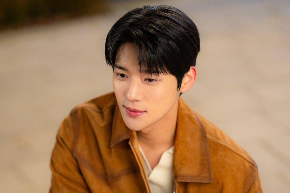 still cut drama Cinderella At 2 AM (instagram.com/channela_insta)