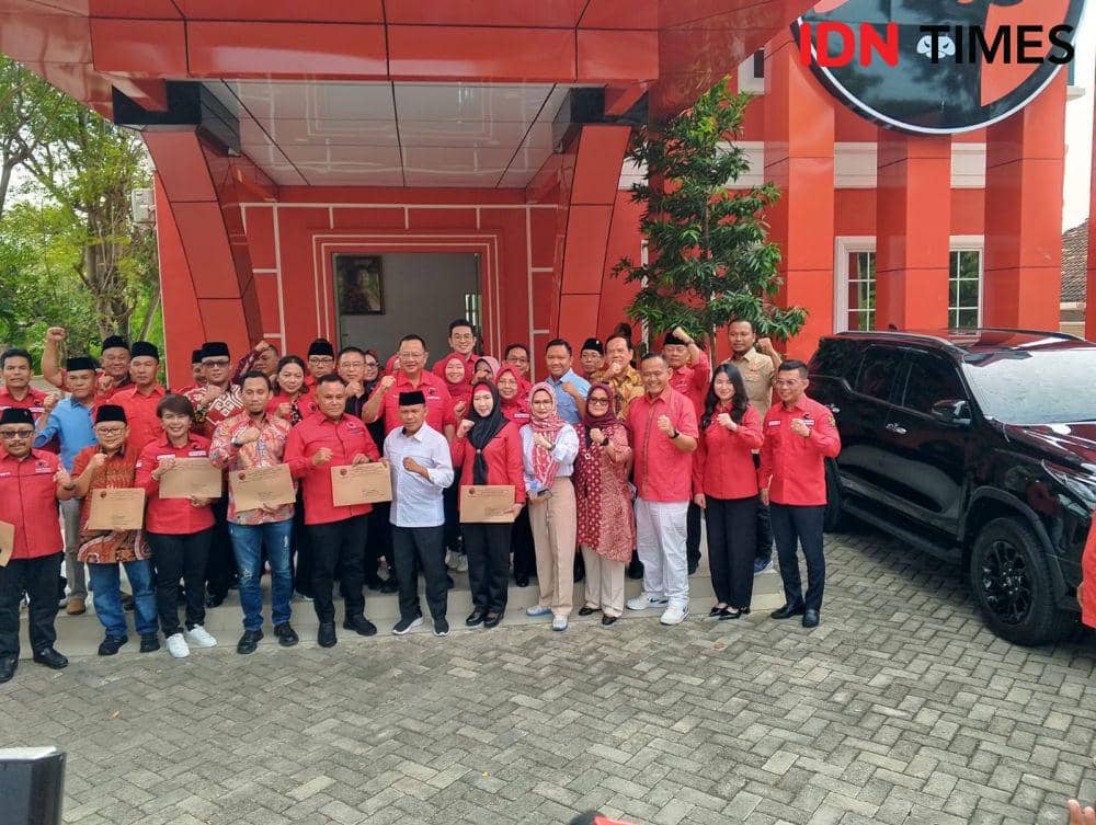 Kecuali Bandar Lampung, DPD PDIP Lampung Serahkan Dukungan 14 Bacakada