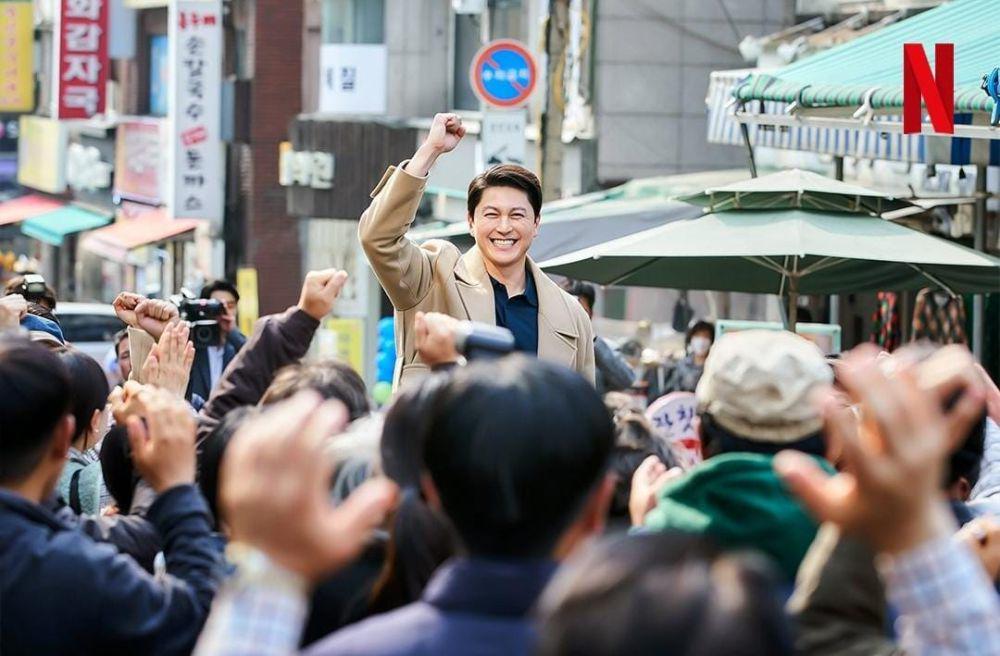 Ryu Soo Young di drama Queenmaker (instagram.com/netflixkr)