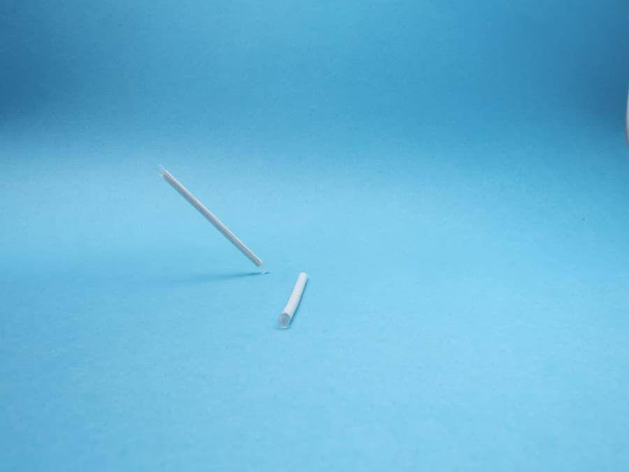 ilustrasi KB implan (unsplash.com/Reproductive Health Supplies Coalition)