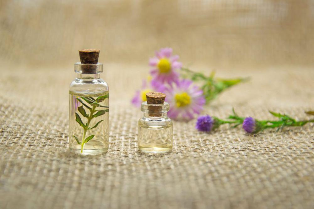 Cara Bikin Parfum Sendiri di Rumah, Gunakan Bahan Alami!