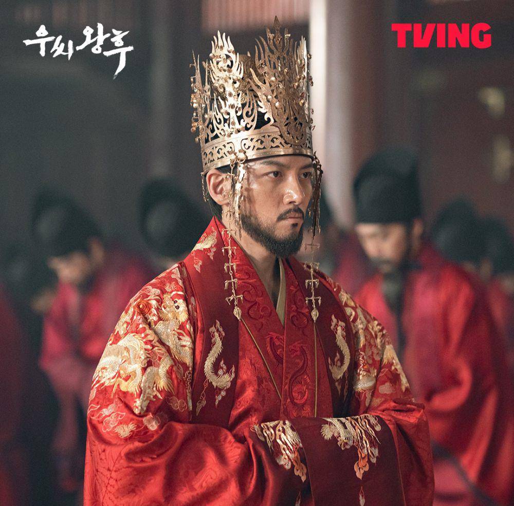 Ji Chang Wook di Queen Woo (instagram.com/tving.official)