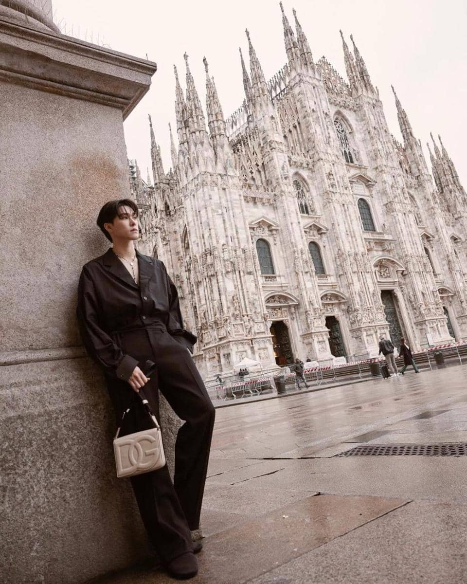 OOTD nuansa hitam ala Nani Hirunkit (instagram.com/hirunkit_)