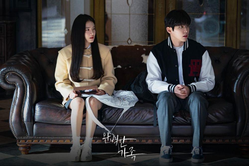 Choi Sun Hui (Park Ju Hyun) dan Ji Hyun Woo (Lee Si Woo) di drakor Perfect Family (instagram.com/kbsdrama)