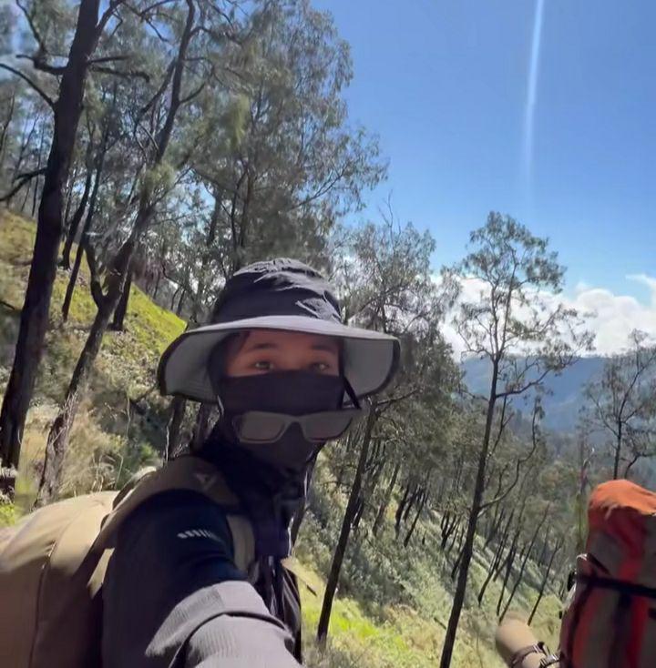 potret Keisya Levronka mendaki Gunung Buthak (instagram.com/keisyalevronka)