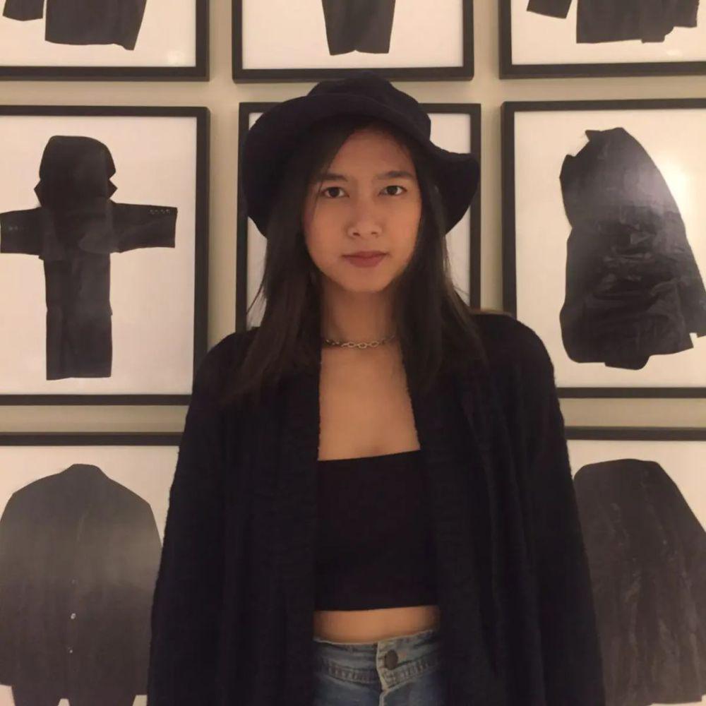 Febi Komaril eks JKT48 (instagram.com/giraffebiii)