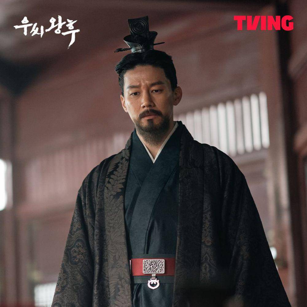 potret Kim Moo Yul dalam drama Korea Queen Woo (dok. TVING)