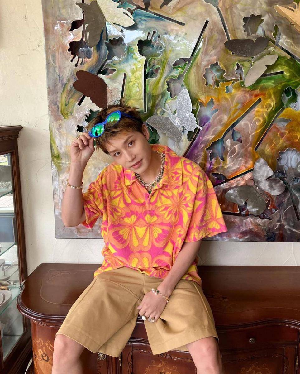 Taeil (instagram.com/mo.on_air)