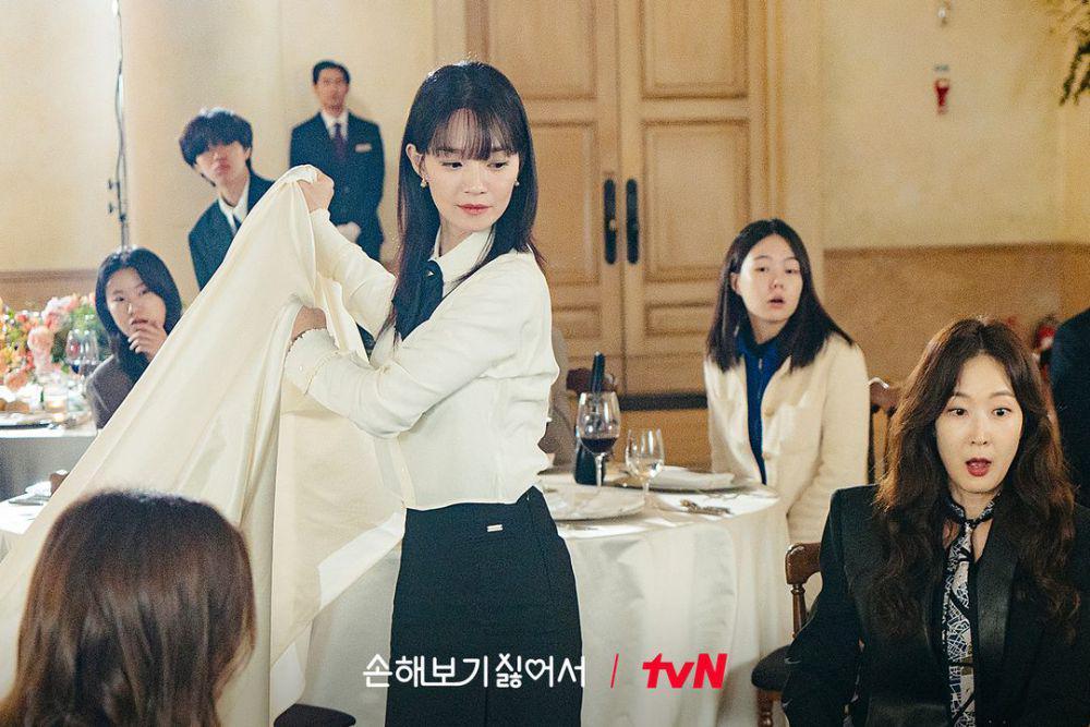 still cut drama No Gain No Love (instagram.com/tvn_drama)