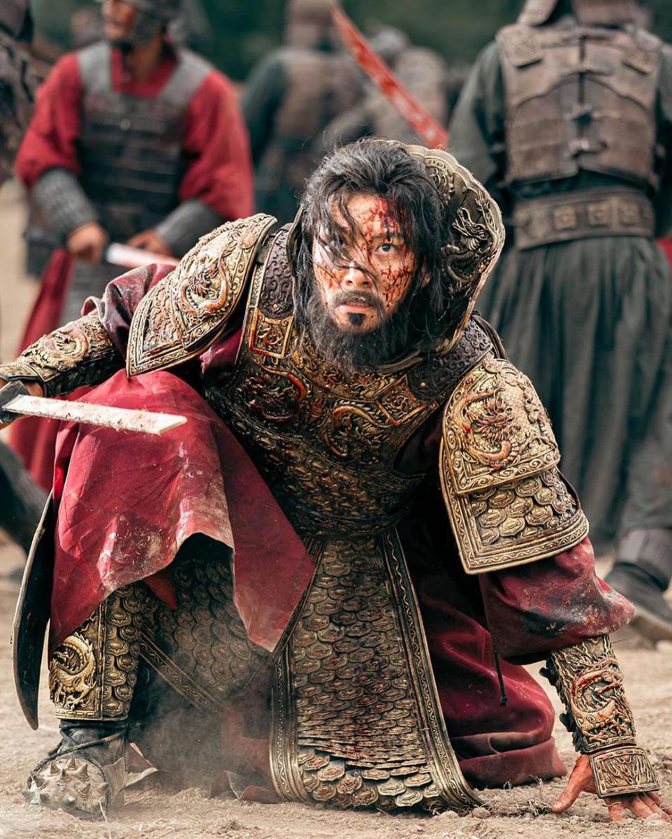 Ji Chang Wook di drakor Queen Woo (Instagram.com/ji changwook)