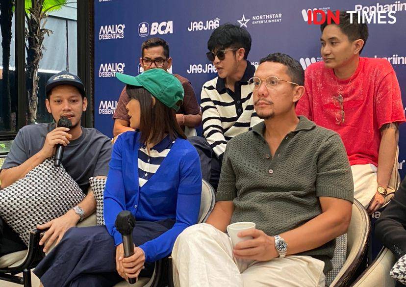 potret Maliq & D’Essentials dalam press conference di kawasan Jakarta Selatan, Kamis (29/8/2024) (dok. IDN Times/Rani Asnurida)
