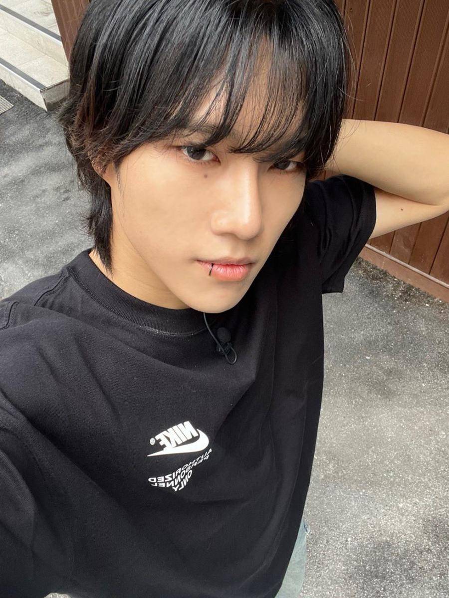 Eun (twitter.com/L5st_official)