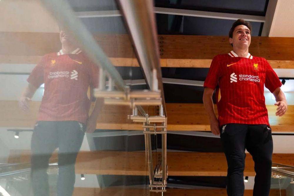 Federico Chiesa resmi berseragam Liverpool (https://www.liverpoolfc.com)