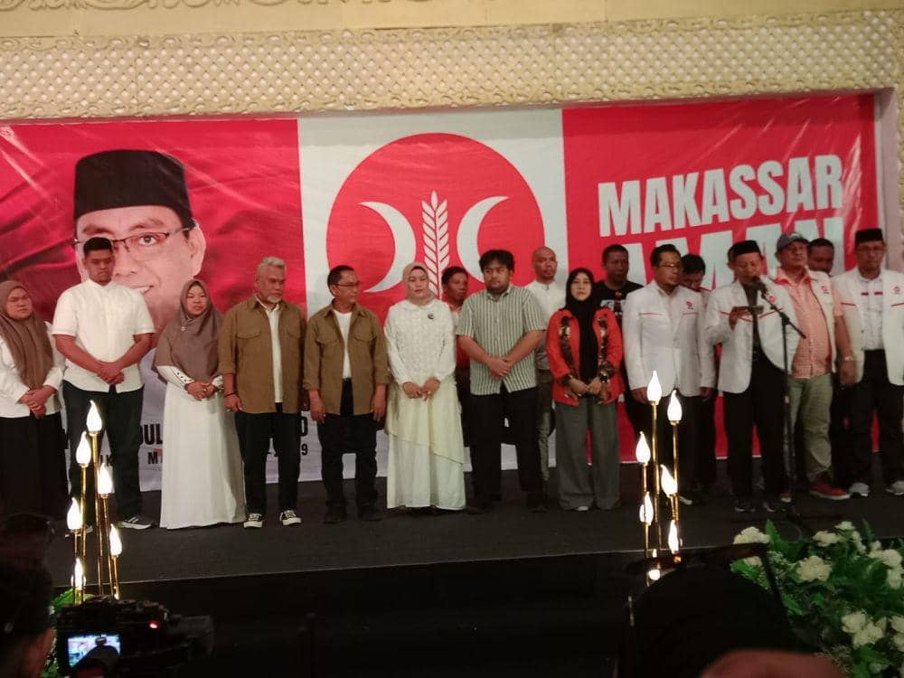 Deklarasi calon wali kota dan wakil wali kota Makassar usungan PKS Amri Arsyid-Abdul Rahman Bando. (Dok. Istimewa)