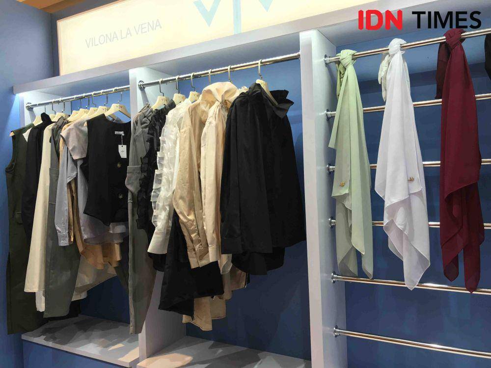Ragam busana dan koleksi VLV di perayaan kedua VLV. 29 Agustus 2024. (IDN Times/Hani Safanja)