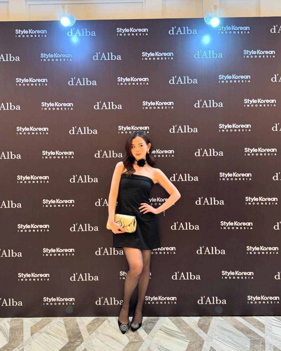 inspirasi outfit nuansa hitam ala Clarice Cutie (instagram.com/claricecutie)