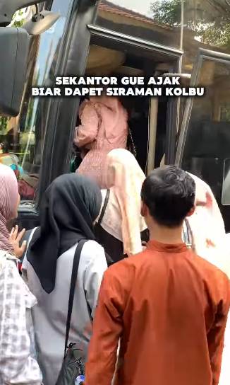 Irfan Hakim berkunjung ke rumah Mamah Dedeh (instagram.com/irfanhakim75)