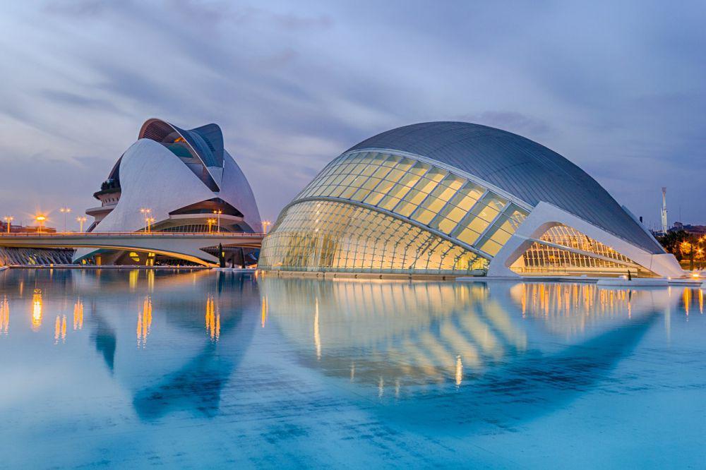 Ciutat de les Arts i les Ciéncies (pixabay.com/Luca)
