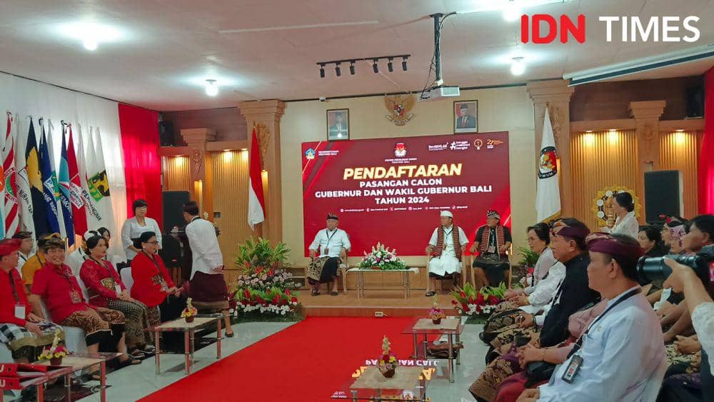 Pasangan calon Gubernur dan Wakil Gubernur Bali, Wayan Koster-Giri Prasta (IDN Times/Ayu Afria)