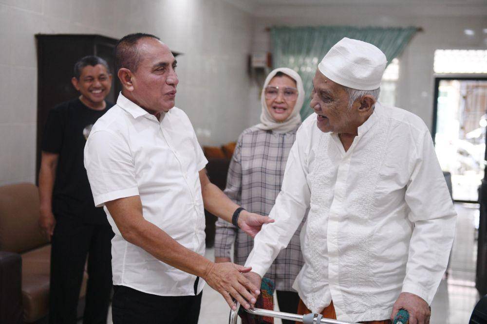 Edy Rahmayadi meminta izin orangtua dan mertua sebelum mendaftar ke KPU Sumut (Dok. IDN Times)