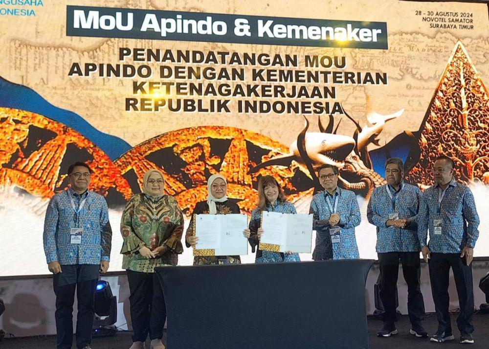 Menaker Tandatangani MoU di Rakerkonas APINDO ke-33 Surabaya