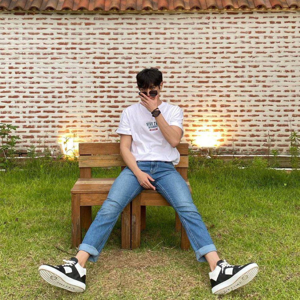 Kim Young Dae (instagram.com/youngdae0302)