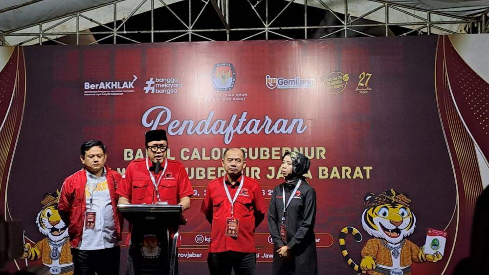 Hasto Ungkap Alasan PDIP Pilih Jeje-Ronal Maju Pilkada Jabar